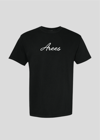 Customizable Lessa Metgawzeen: Just Married Arees Tee